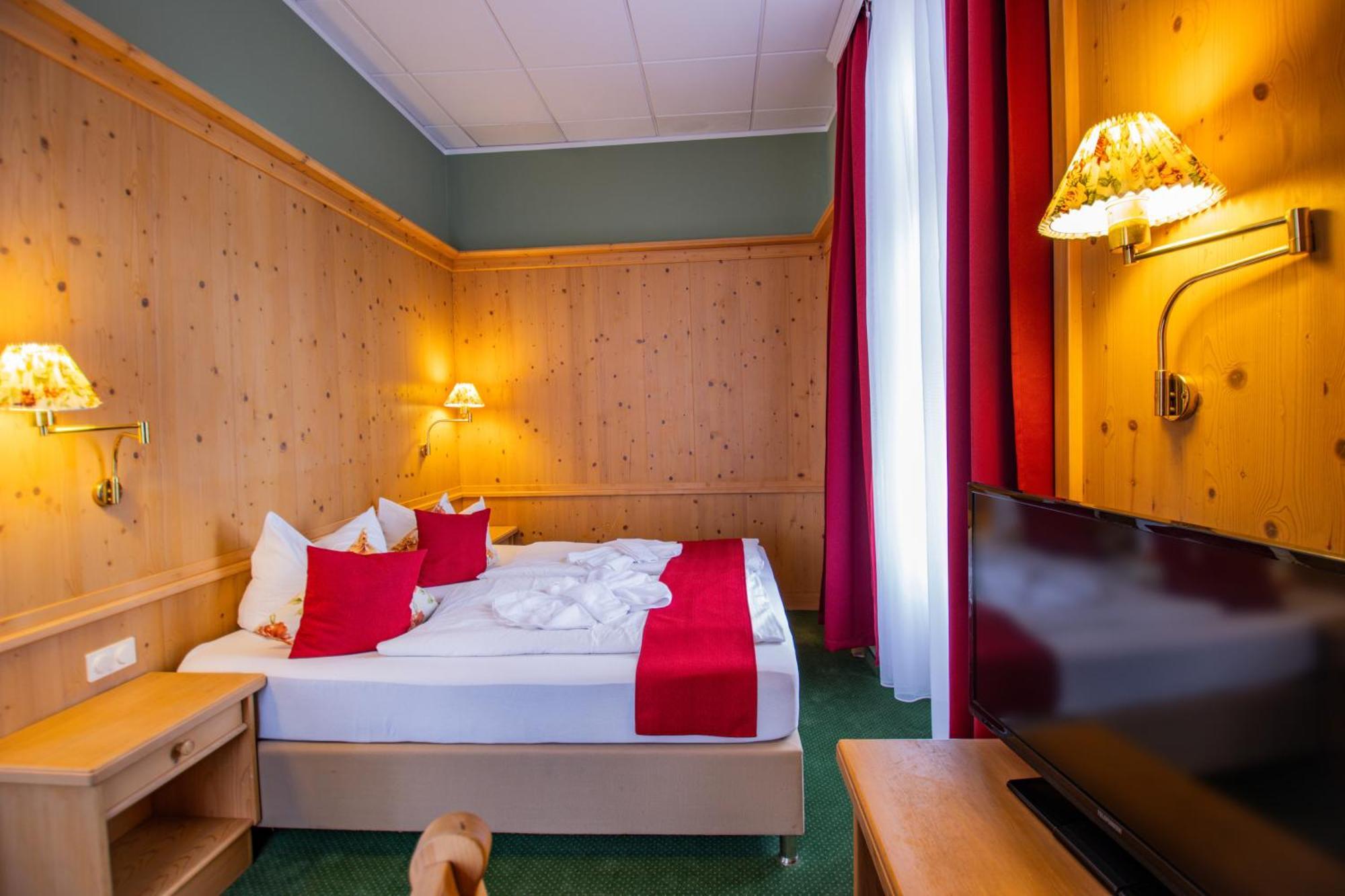 Hotel Schloss Nebra Екстериор снимка